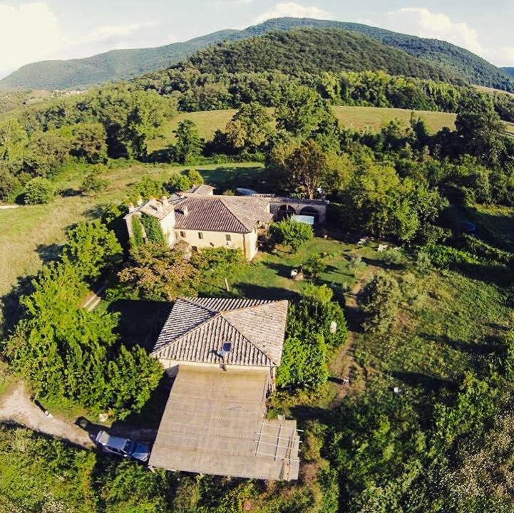 Podere Campalfi Lägenhet Stigliano  Exteriör bild